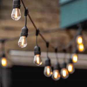 Ghirlanda luminoasa impermeabila pentru gradina, cu 10 becuri LED E27, lungime 6.6 m, lumina calda